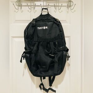 LIKE NEW Tustom Dog Carrier Backpack 🐶 🐕‎ 🎒